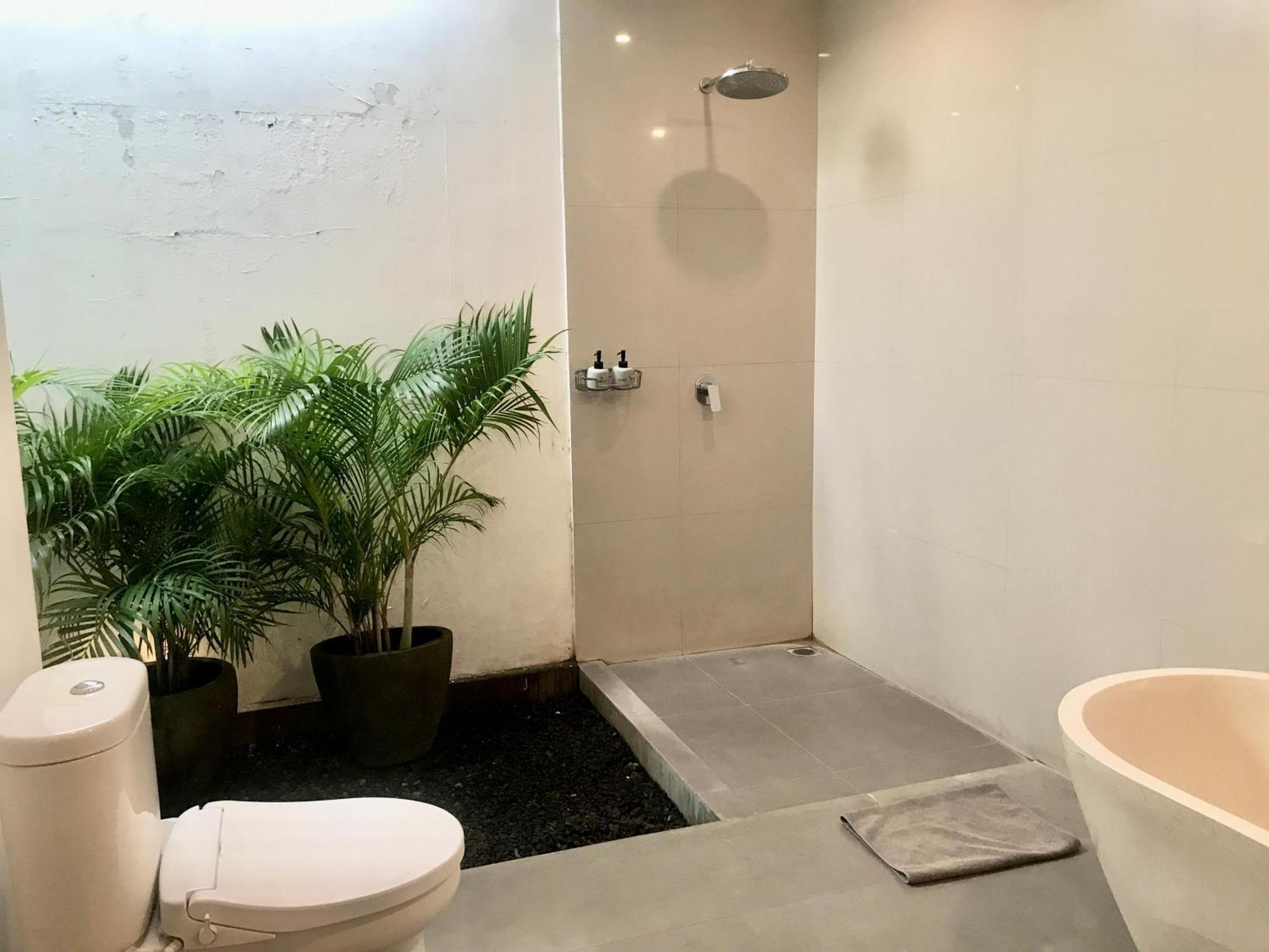 Nil Villa Seminyak Εξωτερικό φωτογραφία