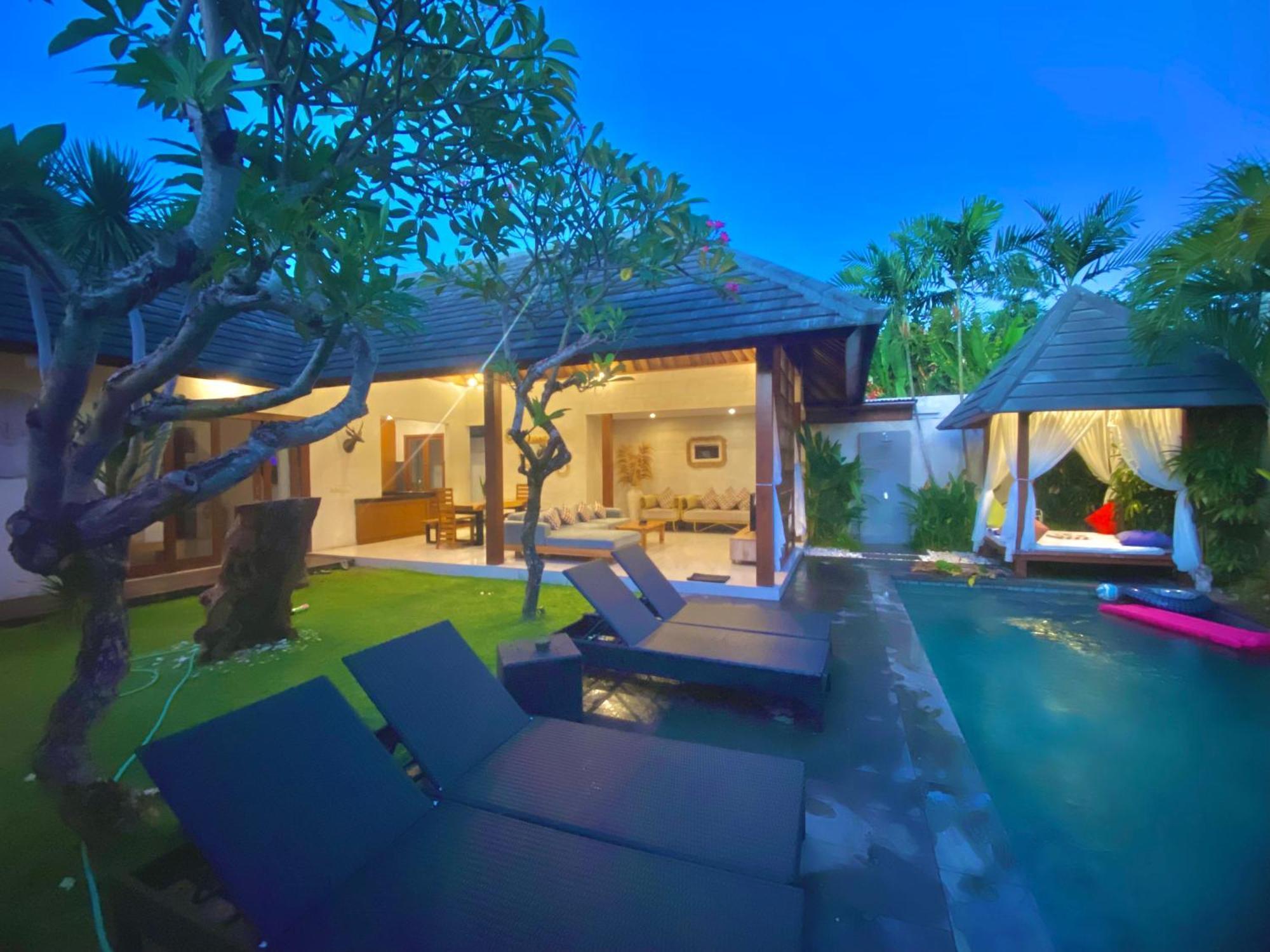 Nil Villa Seminyak Εξωτερικό φωτογραφία